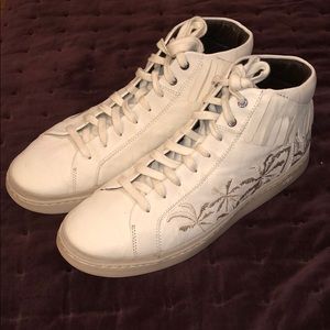 Men’s Ugg white leather palm tree, fringe sneakers